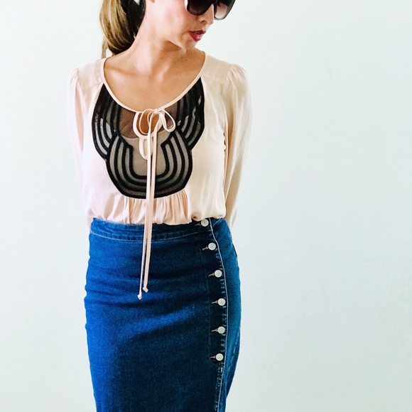 SOLD Pink blouse size small - Picture 5 of 5